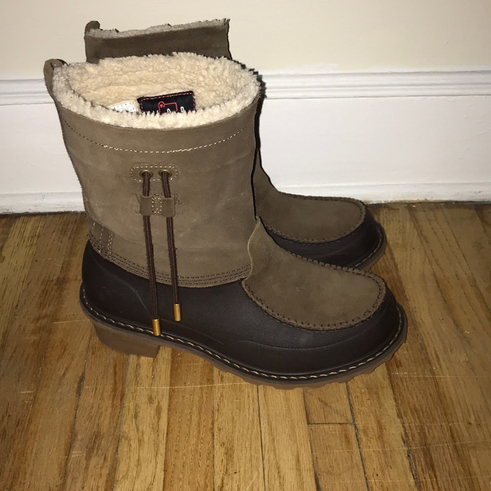 Winter boots